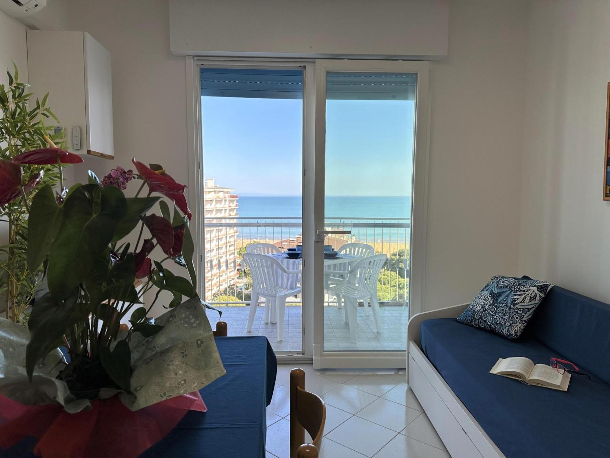 Appartamenti La Torre Lignano Sabbiadoro Exteriör bild