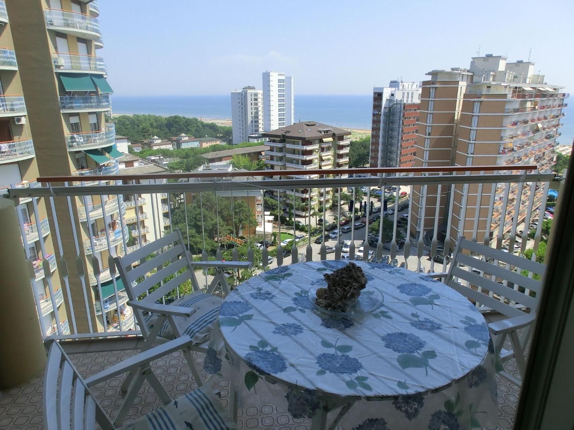 Appartamenti La Torre Lignano Sabbiadoro Rum bild